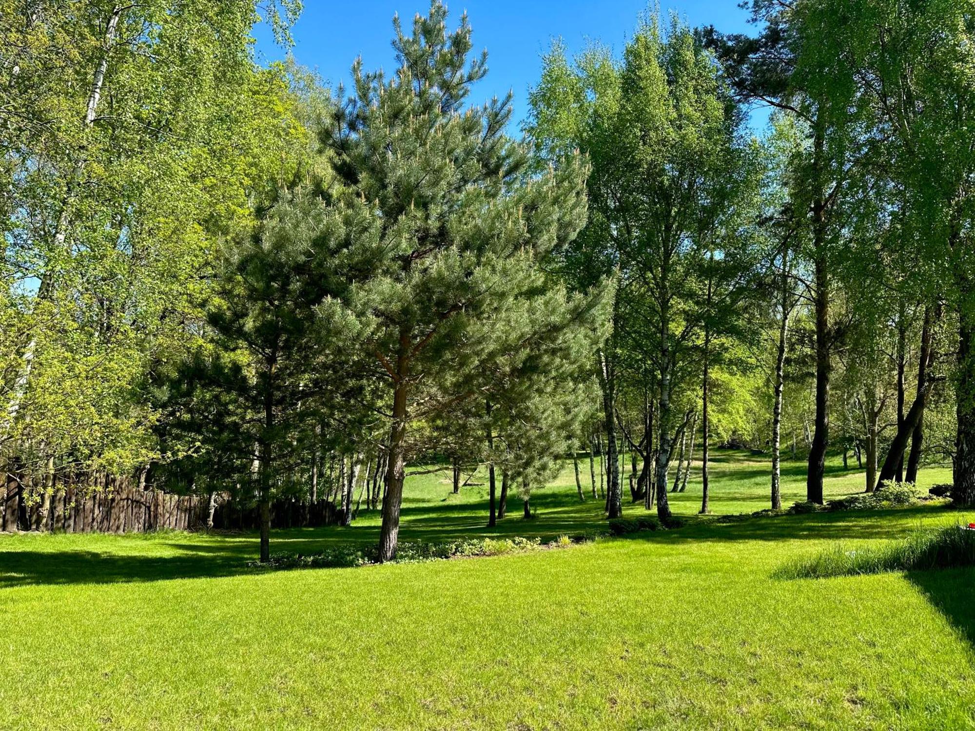 Hotel Muzakowski Łęknica Kültér fotó